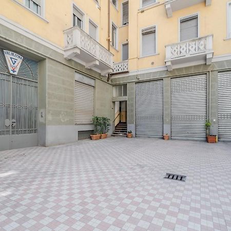 Lovely Apartment In Milano-Porta Romana W/ Balcony Exterior photo